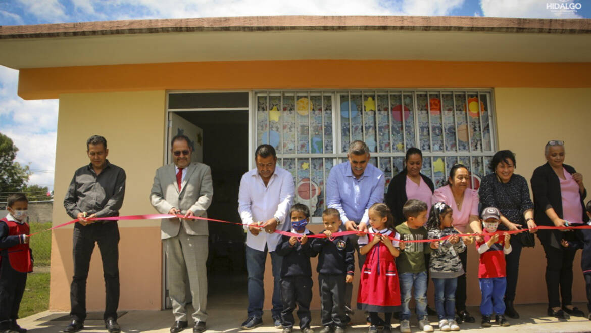 Inauguración de aula y parte del cerco perimetral del Jardín de Niños Rosaura Zapata