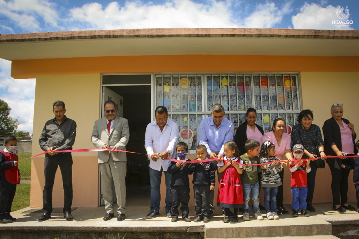 Inauguración de aula y parte del cerco perimetral del Jardín de Niños Rosaura Zapata