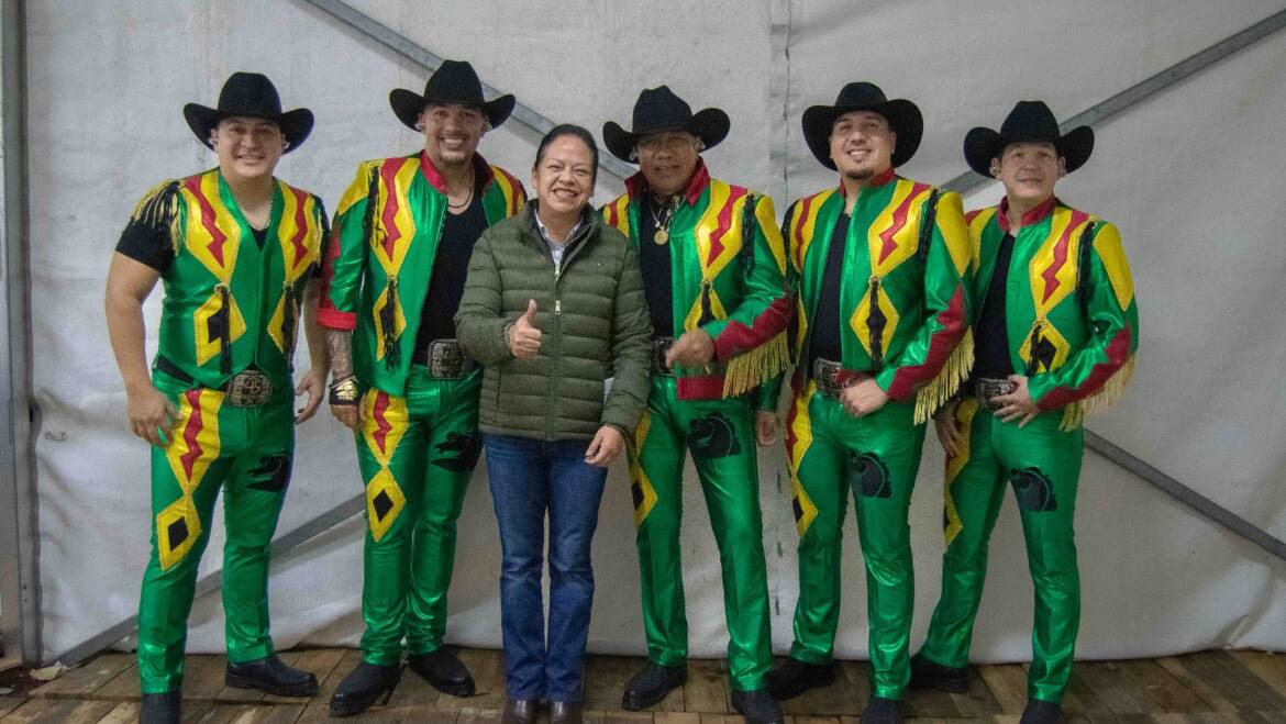 ✨🎶 ¡Noche inolvidable en el cierre de la Feria Regional de Todos los Santos 2024! 🎶✨