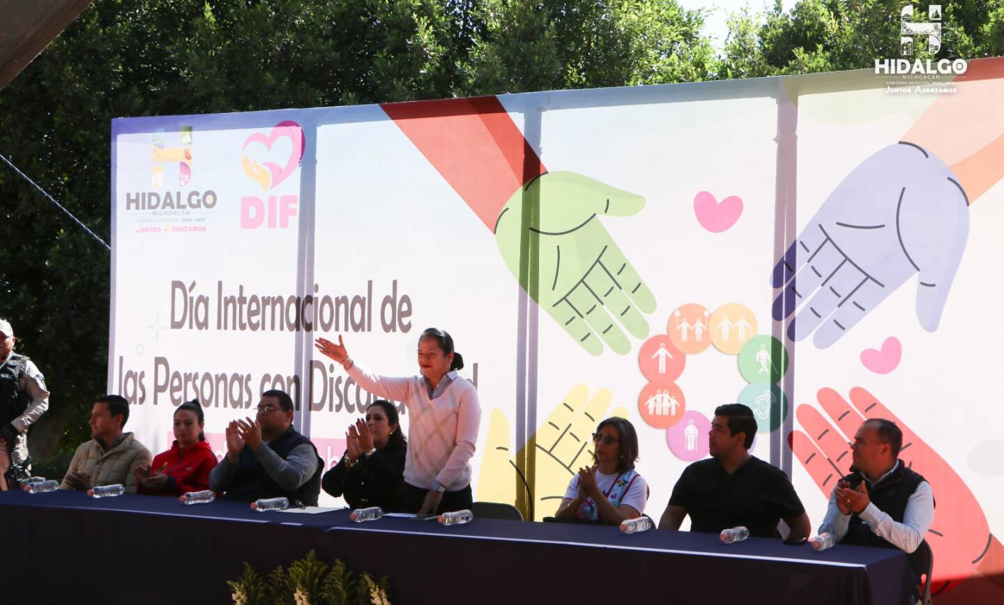 Jeovana Mariela Alcántar Baca, encabezó la celebración del Día Internacional de las Personas con Discapacidad.