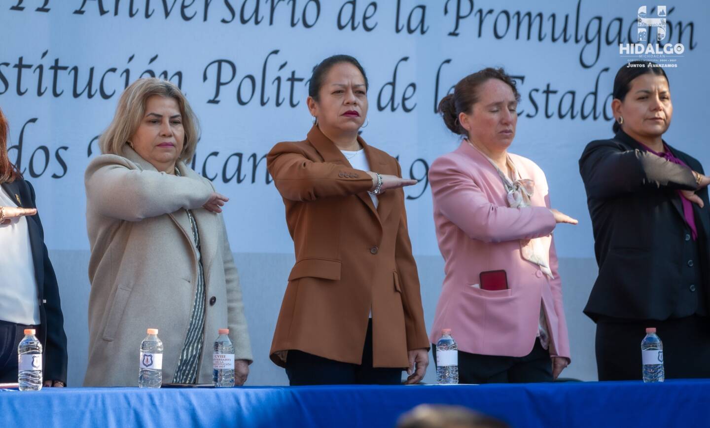 Jeovana Alcántar, presidió el acto conmemorativo del CVIII Aniversario de la Constitución Política de los Estados Unidos Mexicanos de 1917.
