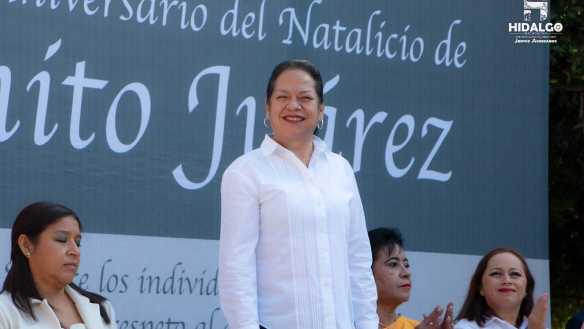 Jeovana Alcántar, presidió el acto conmemorativo del CCXIX Aniversario del Natalicio de Benito Juárez, Benemérito de las Américas.